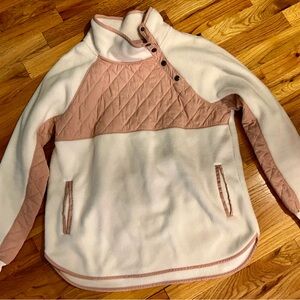 Set of 3 Like new fuzzy pullovers in great condition!